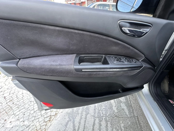 BRAVO 1.8 Essence 16V