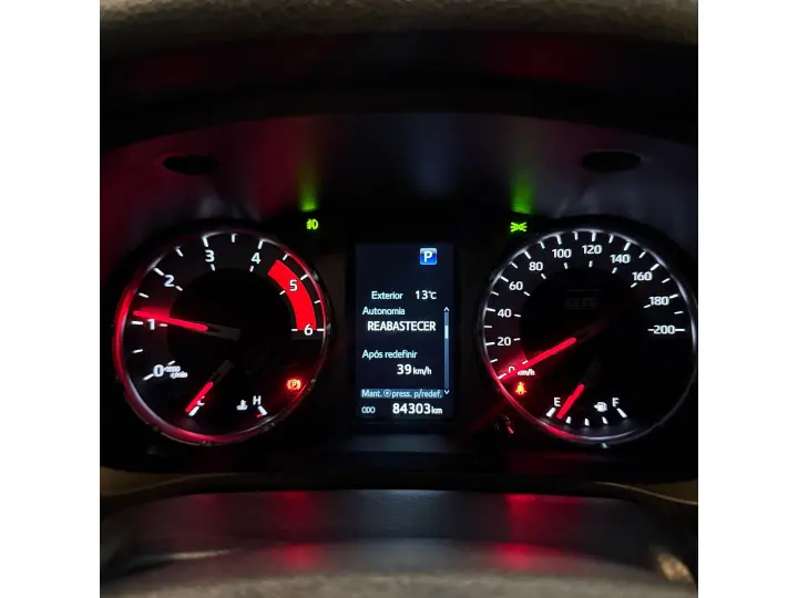 HILUX 2.8 D-4D TURBO DIESEL CD GR-S 4X4 AUTOMÁTICO