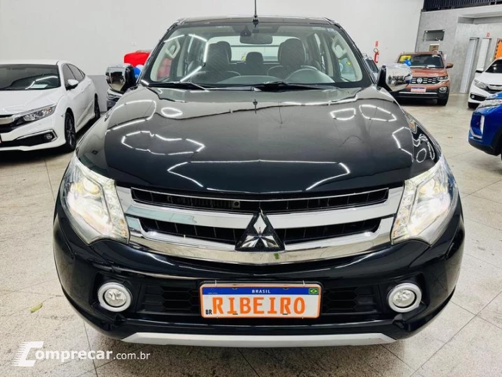 TRITON HPE-S 2.4 CD 4x4 TB DIESEL AUT.