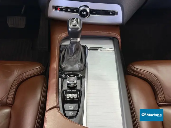 XC90 2.0 T6 GASOLINA MOMENTUM AWD GEARTRONIC