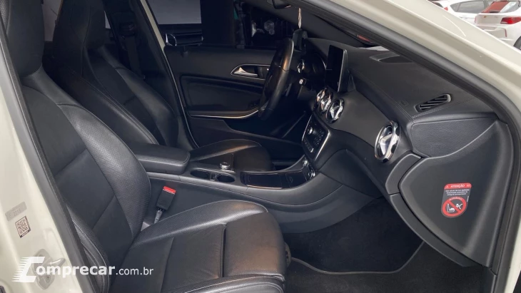 MERCEDES-BENZ GLA 200 1.6 CGI ENDURO 7G-DCT