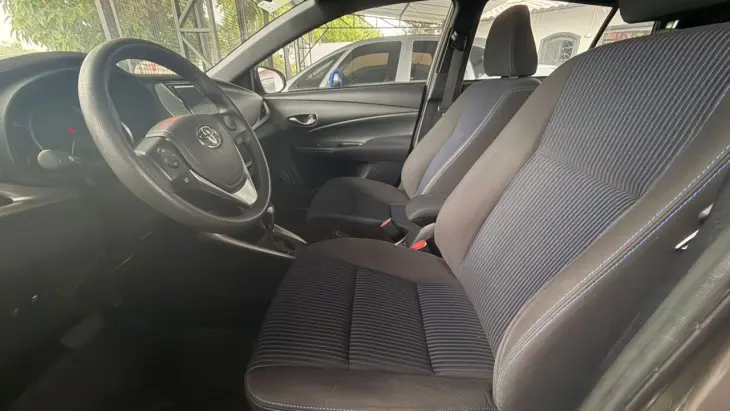 Yaris Hatch 1.5 16V 4P FLEX XL PLUS CONNECT MULTIDRIVE AUTOM