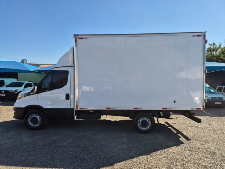 Daily 35-150 CABINE SIMPLES DIESEL