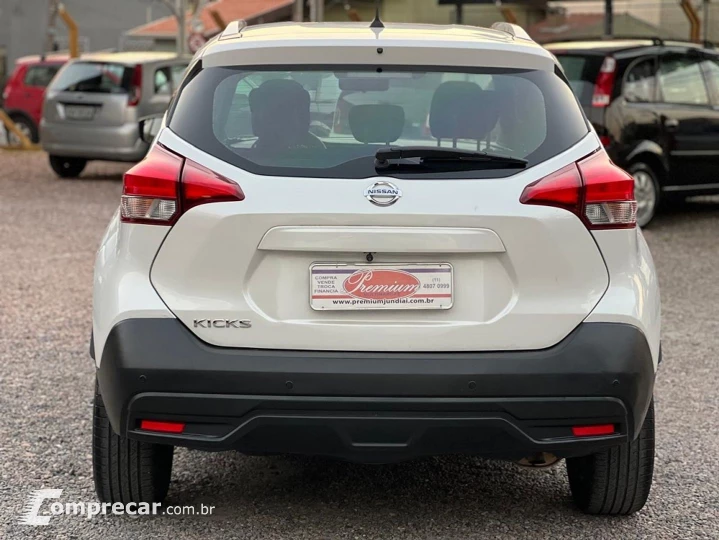 Kicks 1.6 16V Flexstart S Direct 4P Xtronic