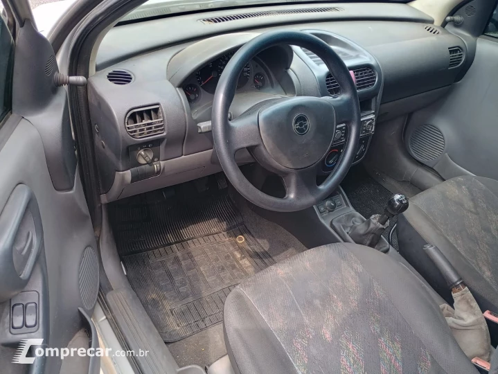 Corsa Sedan 1.8