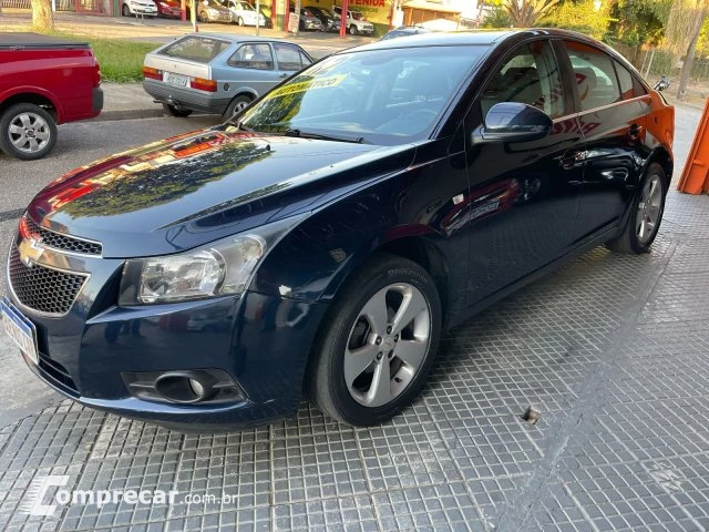 CRUZE SEDAN - 1.8 LT 16V 4P AUTOMÁTICO