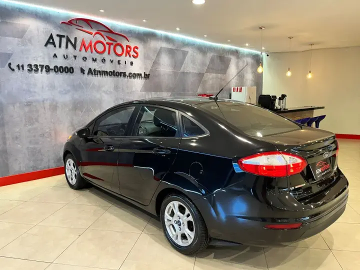 Fiesta Sedan 1.6 4P FLEX SE POWERSHIFT AUTOMÁTICO