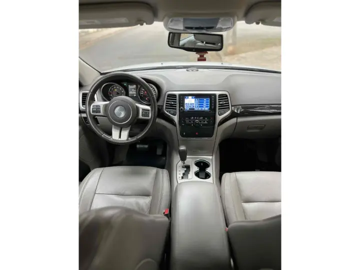 GRAND CHEROKEE 3.6 LAREDO 4X4 V6 24V GASOLINA 4P AUTOMÁTICO