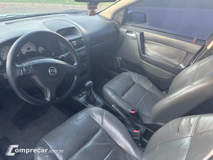 ASTRA 2.0 MPFI Advantage 8V