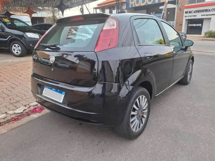Punto 1.4 Attractive 8V Flex 4P Manual