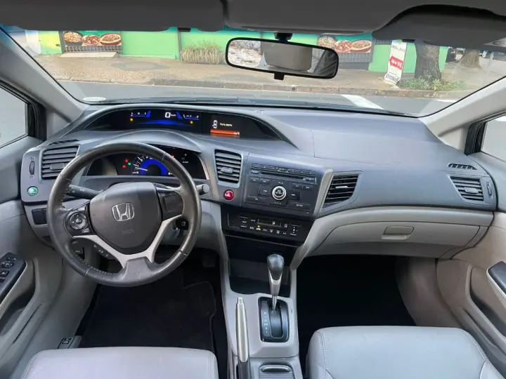 Civic Sedan LXS 1.8/1.8 Flex 16V Aut. 4p