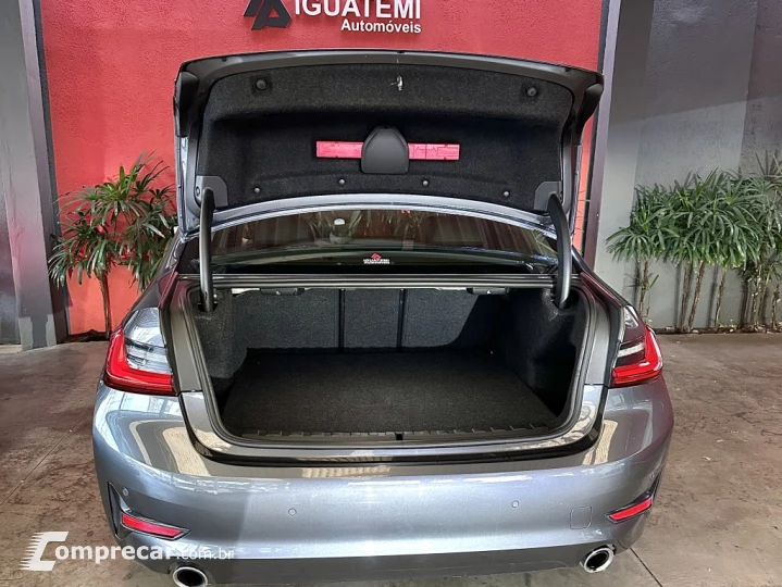 320i 2.0 16V TURBO GASOLINA GP AUTOMÁTICO