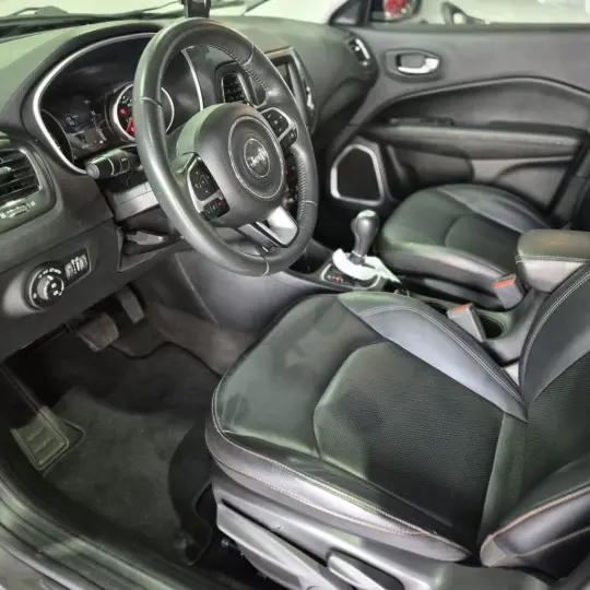 COMPASS LONGITUDE 2.0 4x2 Flex 16V Aut.