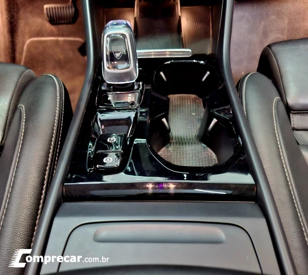 XC40 2.0 T4 Geartronic