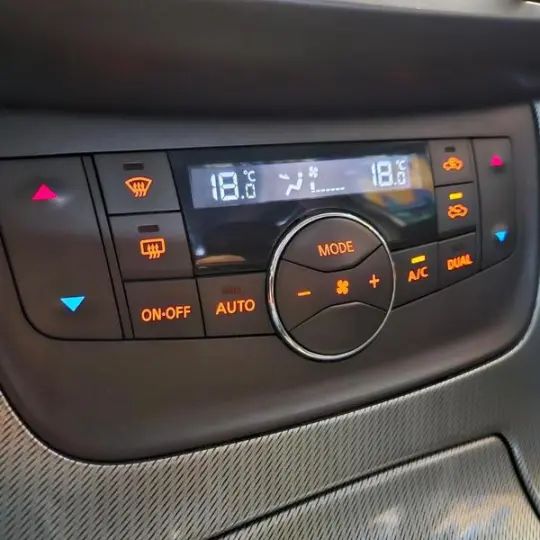 NISSAN SENTRA 20SL CVT