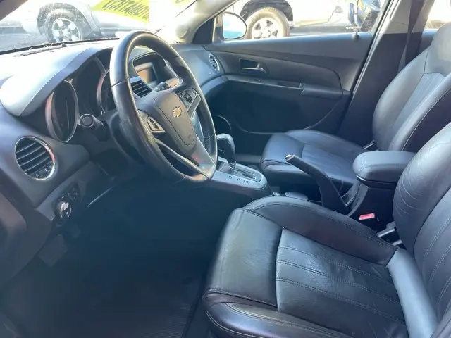 CRUZE SEDAN - 1.8 LT 16V 4P AUTOMÁTICO