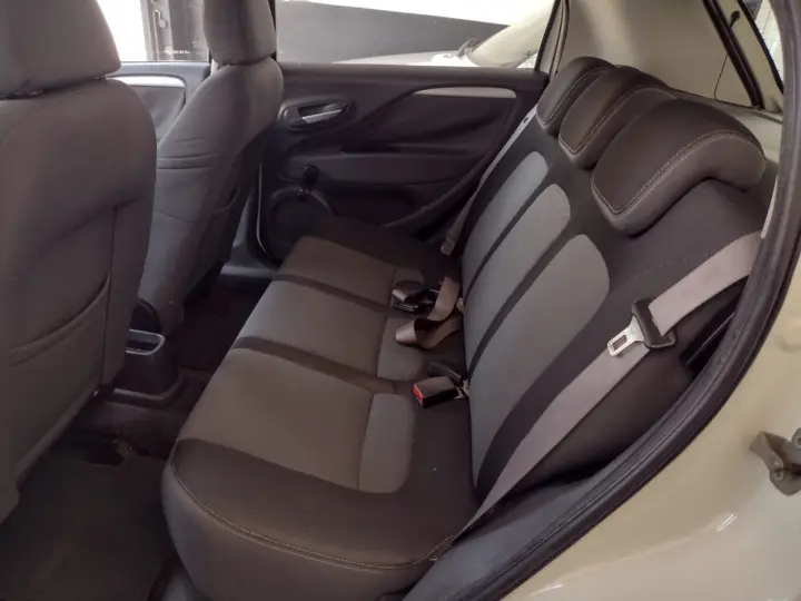 PUNTO 1.6 Essence 16V