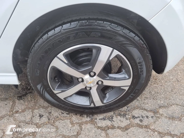 ONIX 1.4 MPFI LTZ 8V