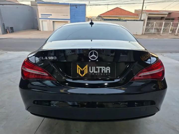 CLA-180 1.6 16V 122cv Aut.