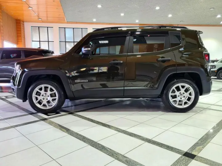 RENEGADE SPORT 1.8 4X2 FLEX 16V AUT.