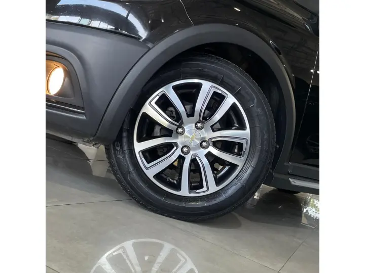 ONIX 1.4 MPFI ACTIV 8V FLEX 4P AUTOMÁTICO