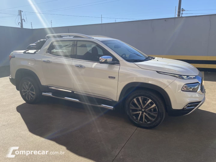 TORO 2.0 16V Turbo Ranch 4WD AT9