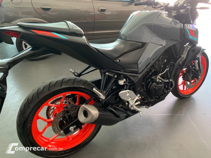 MT-03 ABS STORM FLUO