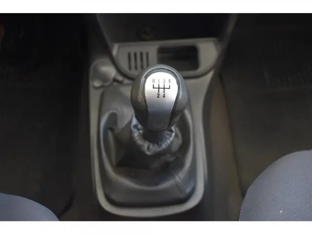 CELTA - 1.0 MPFI LT 8V 4P MANUAL