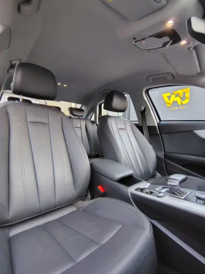 A4 Attraction 2.0 TFSI 190cv S tronic