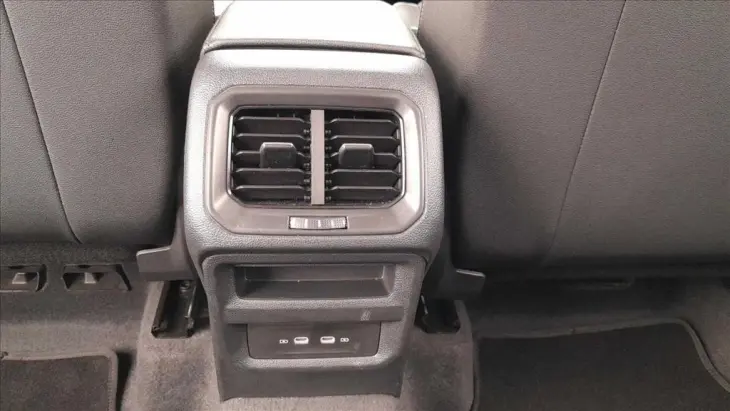 TAOS 1.4 250 TSI TOTAL FLEX COMFORTLINE AUTOMÁTICO