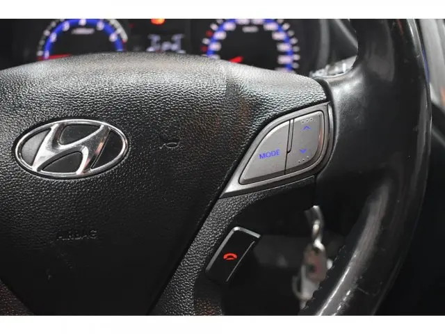 HB20S - 1.6 PREMIUM 16V 4P AUTOMÁTICO