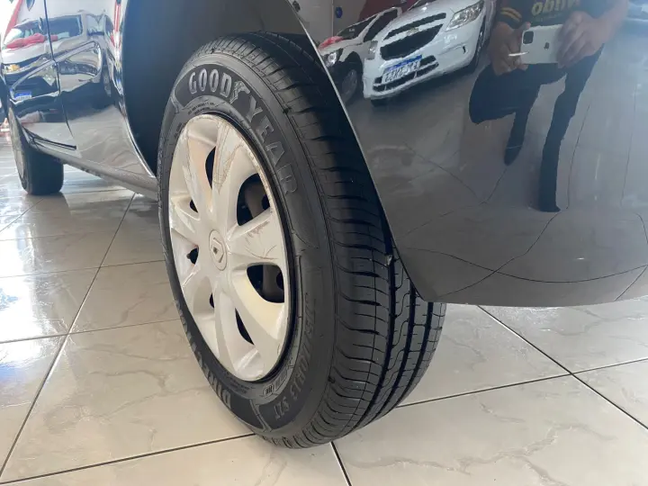 CLIO 1.0 Authentique 16V