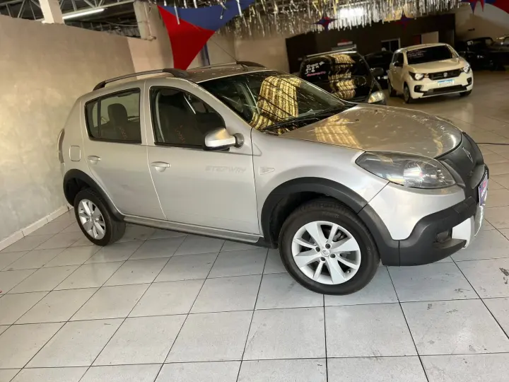 Sandero Stepway 1.6