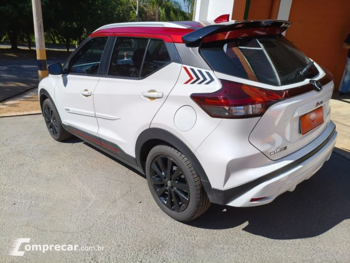 Kicks 1.6 16V 4P FLEXSTART XPLAY XTRONIC AUTOMÁTICO CVT