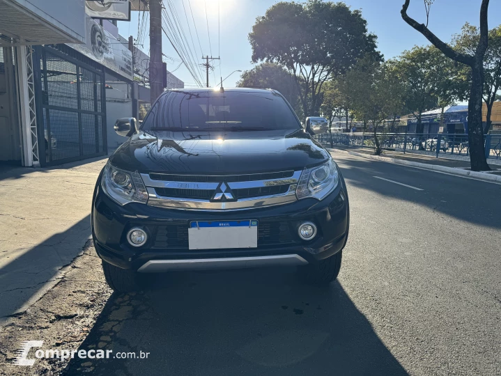 L200 TRITON 2.4 16V Turbo Sport HPE TOP CD 4X4