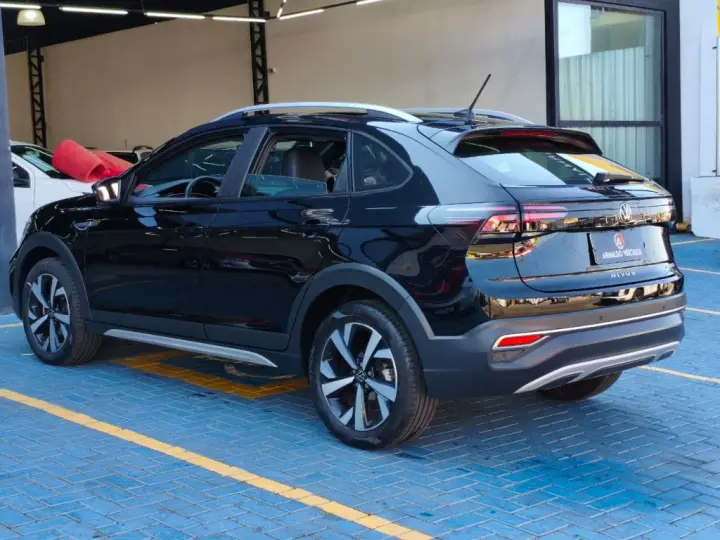 Nivus Highline 1.0 200 TSI Flex Aut.