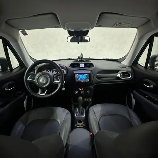 Renegade RENEGADE 1.8 4x2 Flex 16V Aut.