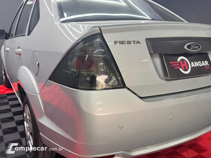 FIESTA 1.0 ROCAM SE SEDAN 8V