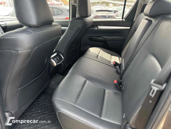 HILUX 2.8 D-4D TURBO DIESEL CD SRV 4X4 AUTOMÁTICO