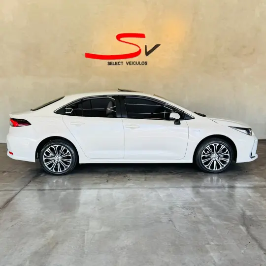 COROLLA 1.8 VVT-I Hybrid Altis Premium