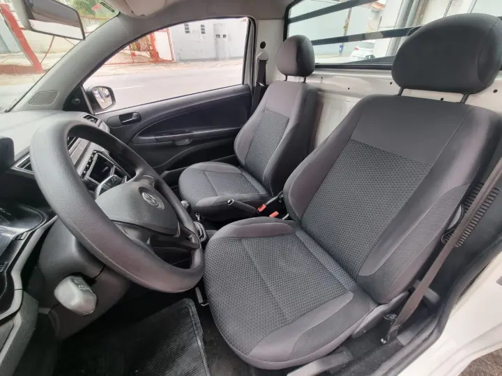 VOLKSWAGEN SAVEIRO 1.6 MSI ROBUST CS 2023