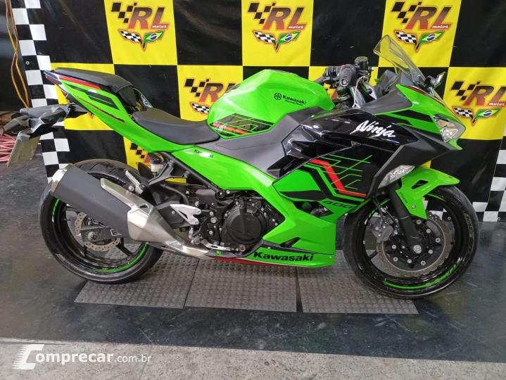 Ninja 400 racing team