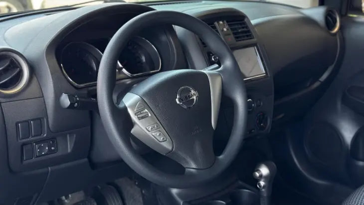 VERSA Special Ed. 1.6 16V FlexStart Aut.