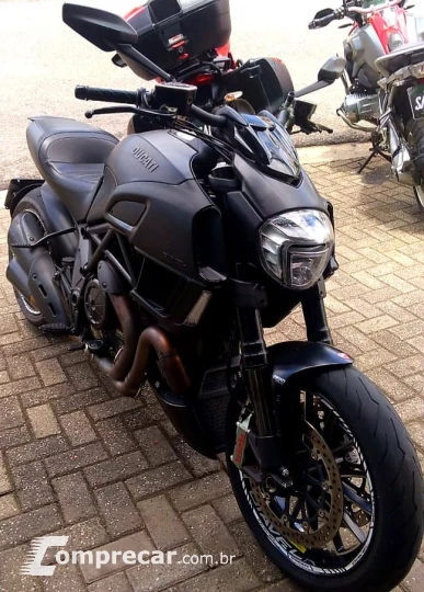 DIAVEL DARK