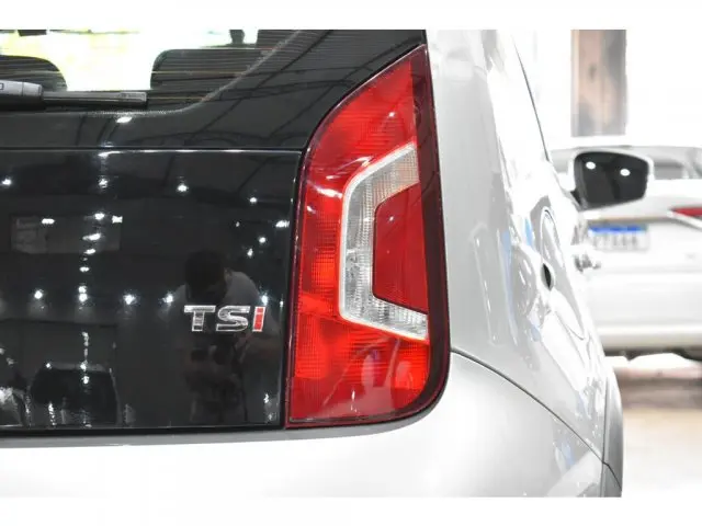 CROSS UP - 1.0 MPI 12V 4P MANUAL