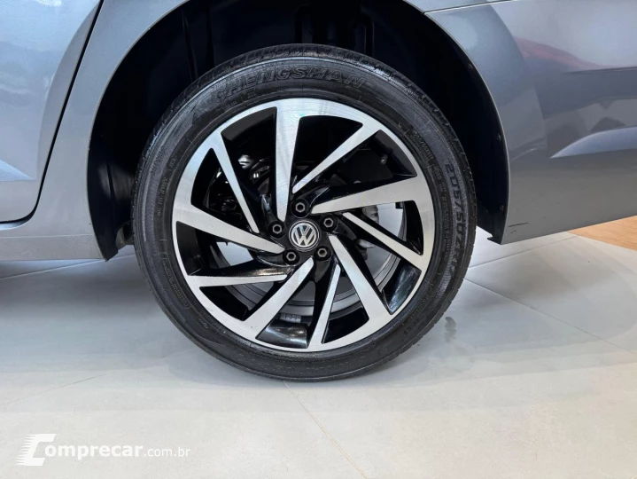 Virtus 1.0 4P 200 TSI FLEX HIGHLINE AUTOMÁTICO