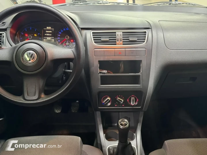 FOX 1.6 MI 8V 4P MANUAL