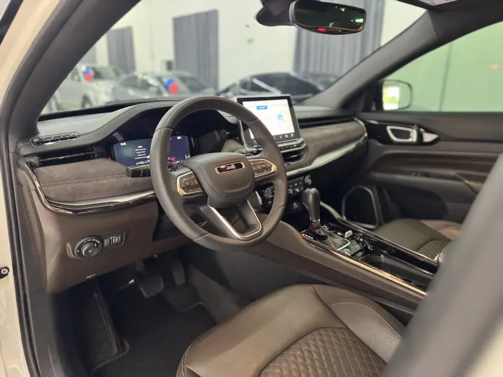 COMMANDER 2.0 Td380 Turbo Overland