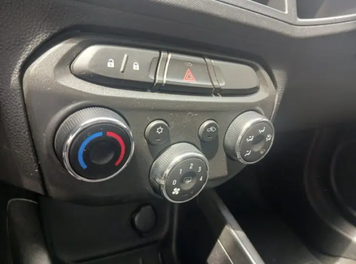 ONIX - 1.4 MPFI LT 8V 4P MANUAL