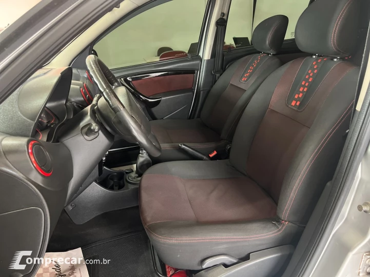 SANDERO 1.6 STEPWAY 16V RENAULT